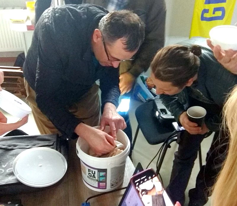 Molotok_seminar_4.jpg Molotok_seminar_4.jpg